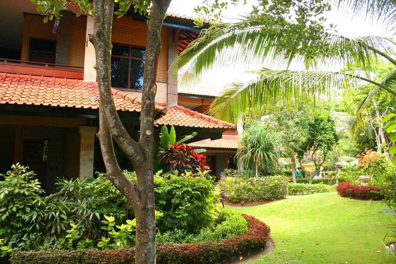 Melasti Beach Resort & Spa Legian Exterior foto